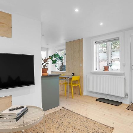 Cozy Downtown Apartment Рейкьявик Экстерьер фото